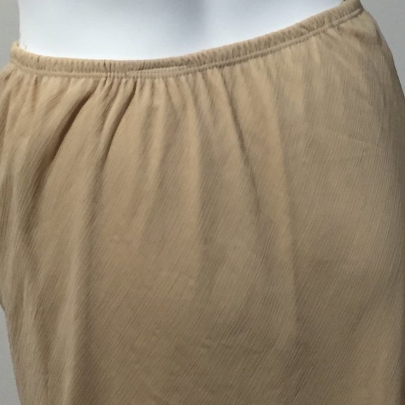 C.O.C Plus Size 2X Cream Skirt - Picture 3 of 6